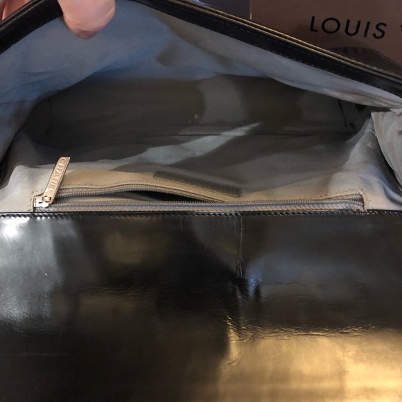 Chanel Large Boy Bag - Picture 4 of 6